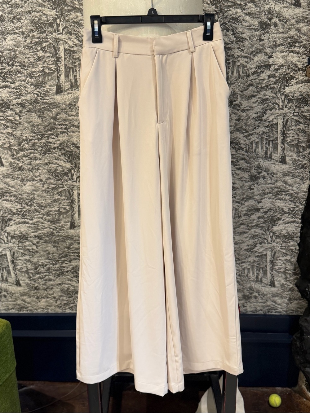 Tronjori Wide Leg Cream Trousers - Cream Women Pants Sz S NEW